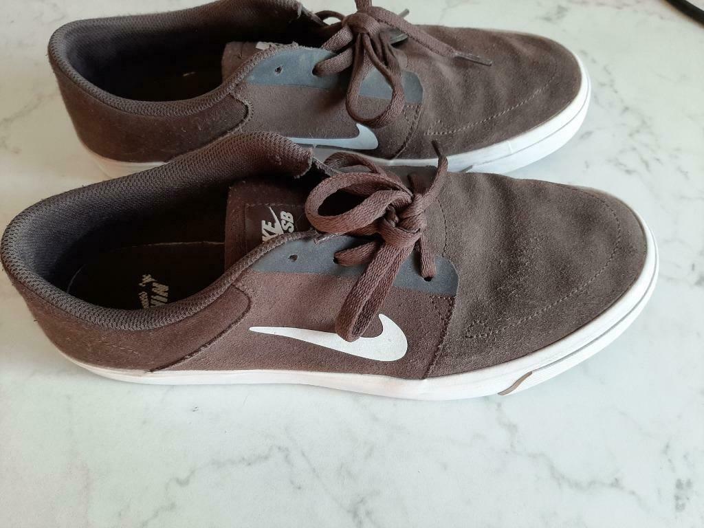 herenschoenen M42 Nike vrijetijds bruin, Kleding | Heren, Schoenen, Bruin, Nike, Ophalen of Verzenden, Zo goed als nieuw