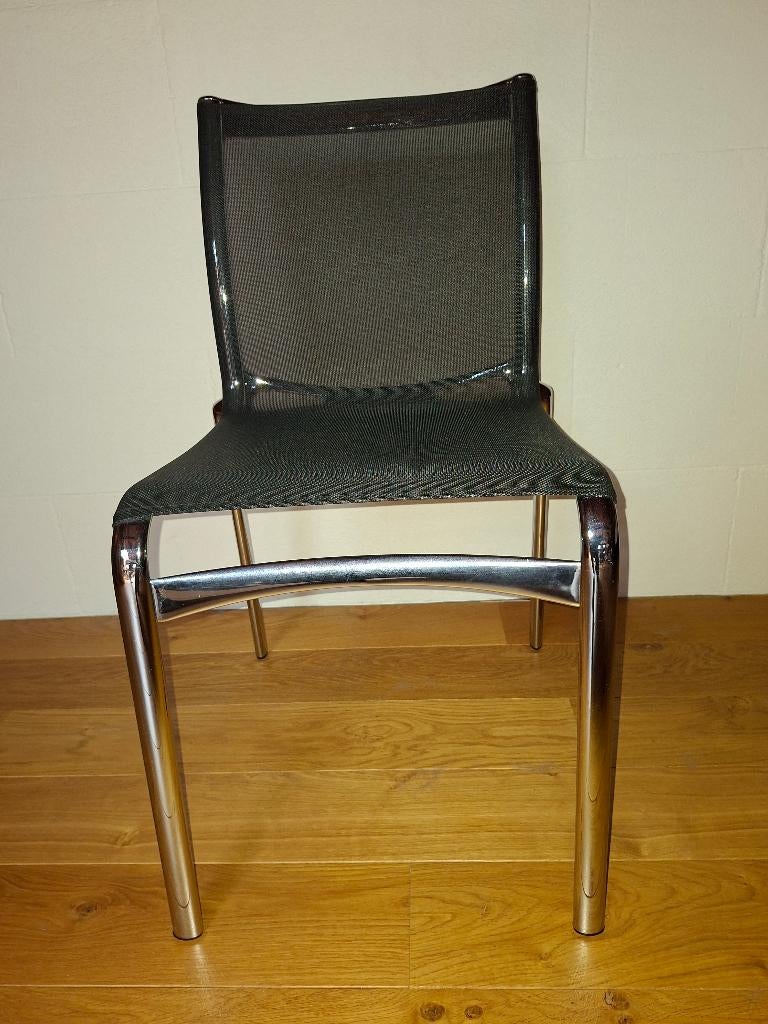 Alias stoelen Big Frame 44, Huis en Inrichting, Stoelen, Zo goed als nieuw, Twee, Kunststof, Metaal, Zwart, Ophalen