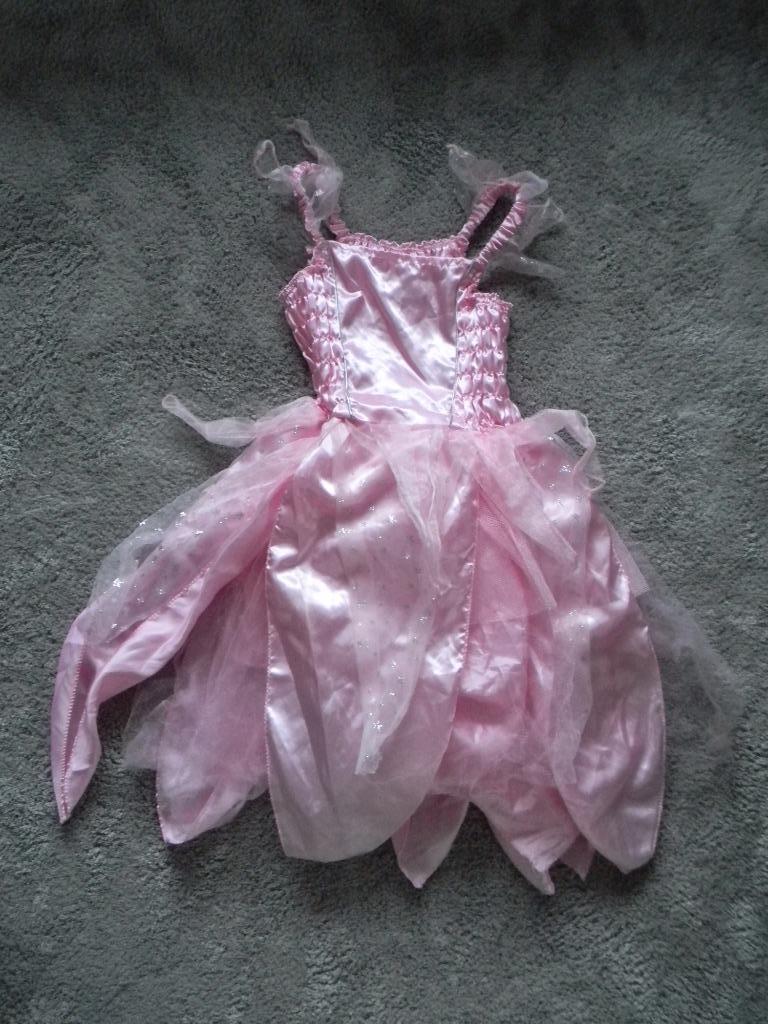 meerdere carnavalskledij, bv doornroosje, ... VANAF 1 euro, Enlèvement, Utilisé