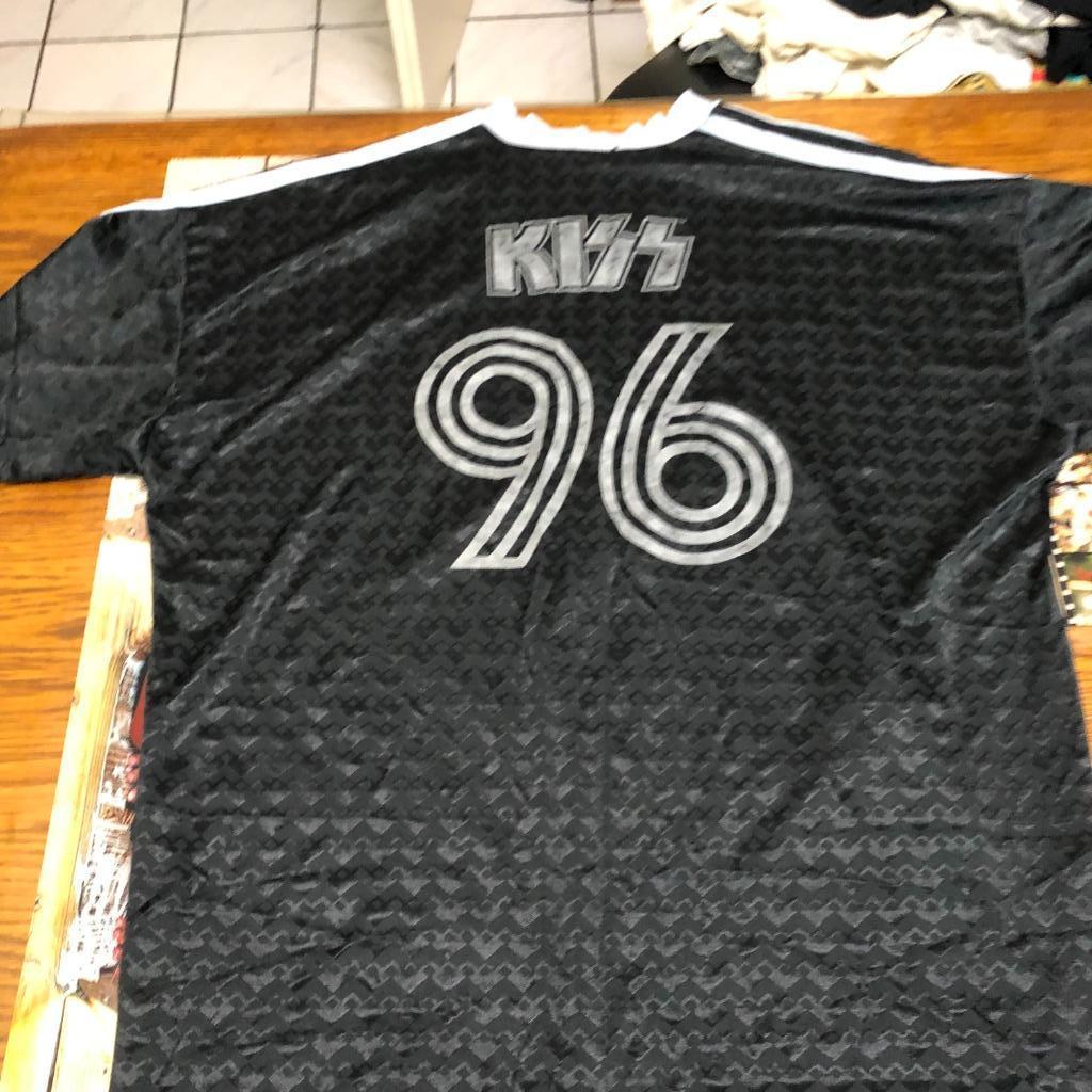 KISS 1996 voetbal shirt alive worldwide reunion tour XL, Kleding | Heren, Ophalen of Verzenden, Zo goed als nieuw