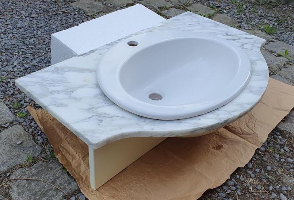 lavabo + marbre + plastique, Enlèvement, Utilisé