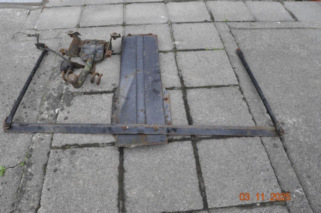 Attache remorque  AUDI 80 ou 90 B2, Enlèvement, Utilisé