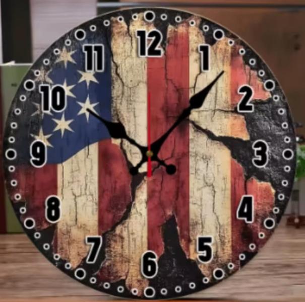Ronde wandklok van hout Amerikaanse vlag (25cm), Ophalen of Verzenden, Nieuw, Wandklok