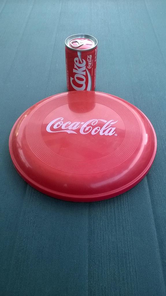 Coca-Cola 1 frisbee et 1 petite canette, Collections, Enlèvement ou Envoi, Comme neuf, Ustensile