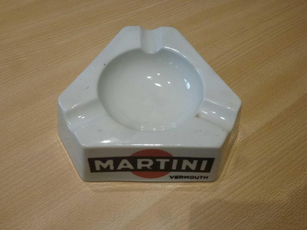 cendrier publicitaire MARTINI, Enlèvement ou Envoi
