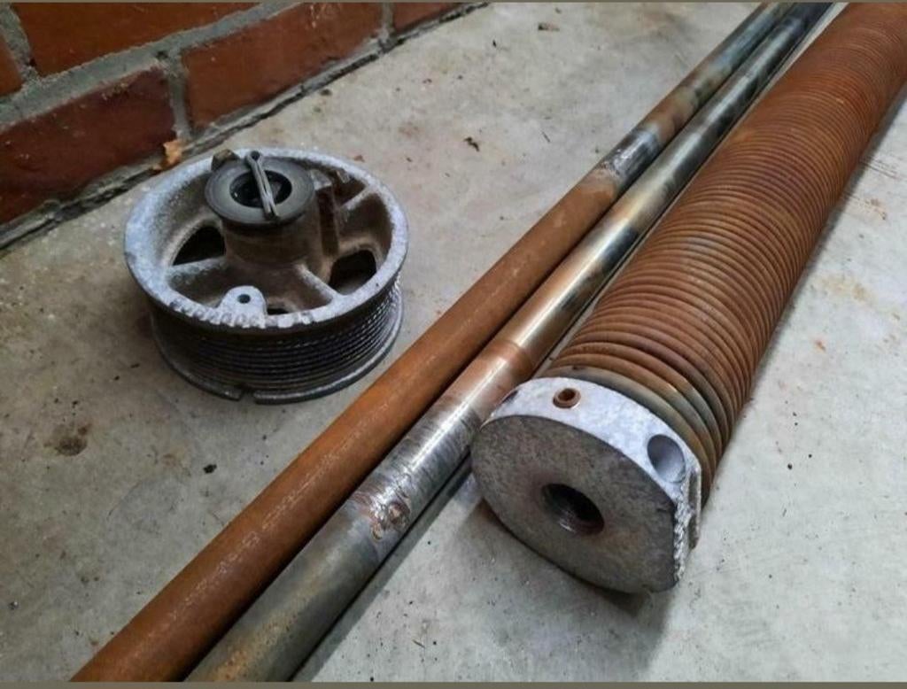 torsieveer voor Hormann sectionale garagepoort, Doe-het-zelf en Bouw, Ophalen, Gebruikt