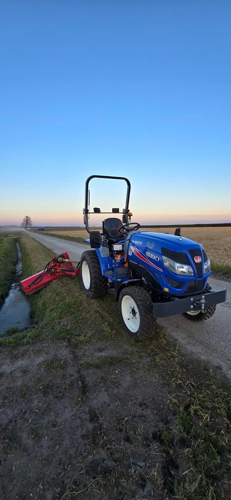 Klepelmaaien van terreinen, weides, .....