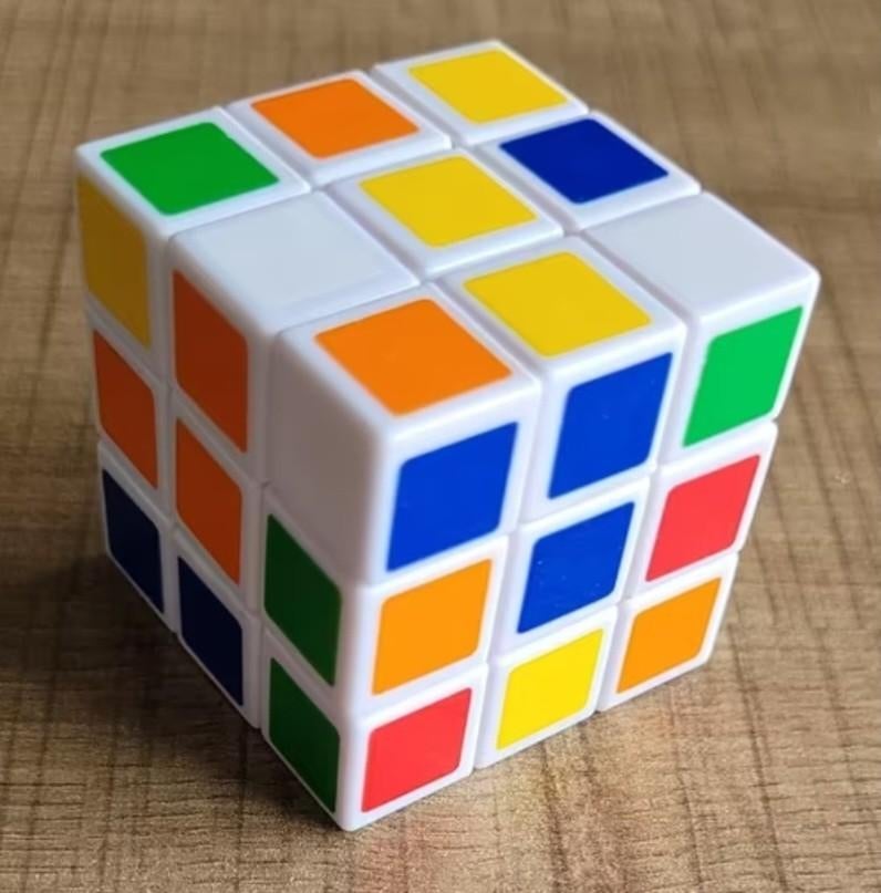 Rubiks mini-kubus (merkloos), Hobby en Vrije tijd, Denksport en Puzzels, Ophalen of Verzenden, Zo goed als nieuw, Rubik's of 3D-puzzel