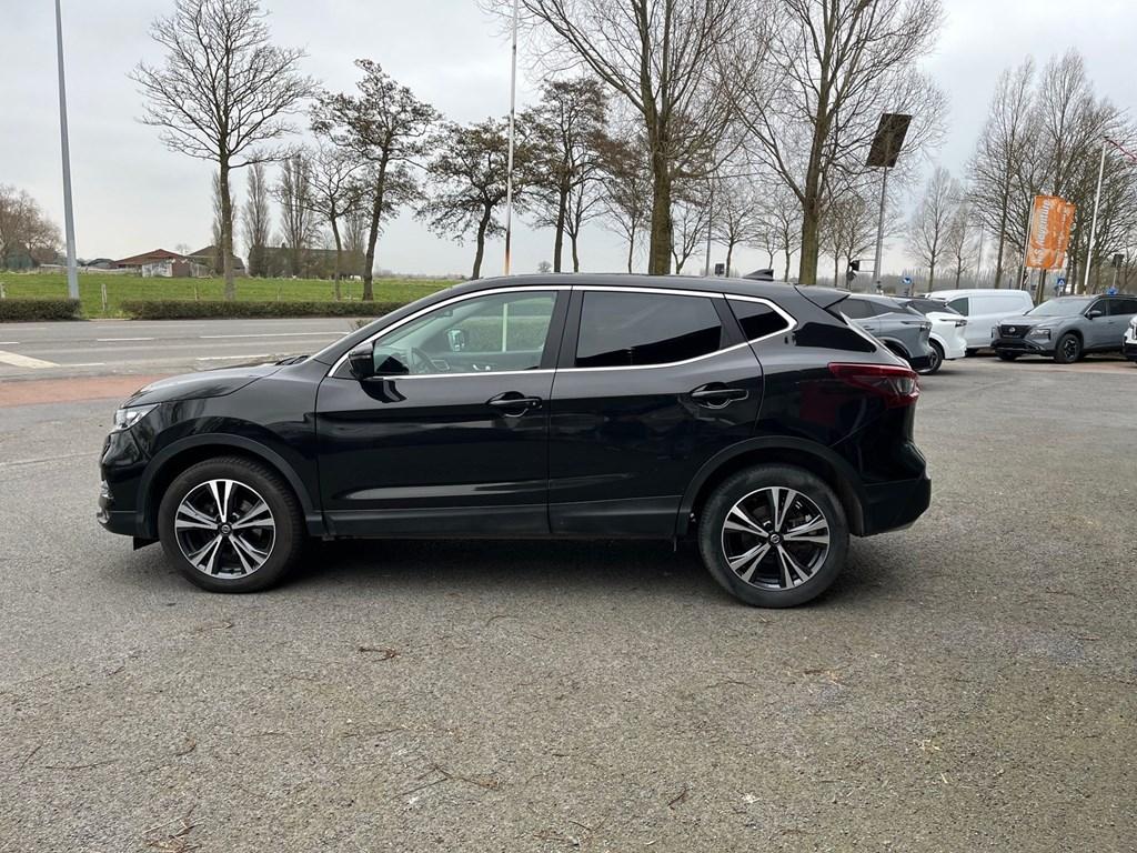 Nissan Qashqai 1.3 DIG-T N-Connecta, Zwart, 5 deurs, SUV of Terreinwagen, 103 kW