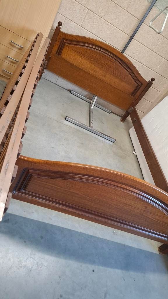 Bretoens Bed met latten bodem, Ophalen