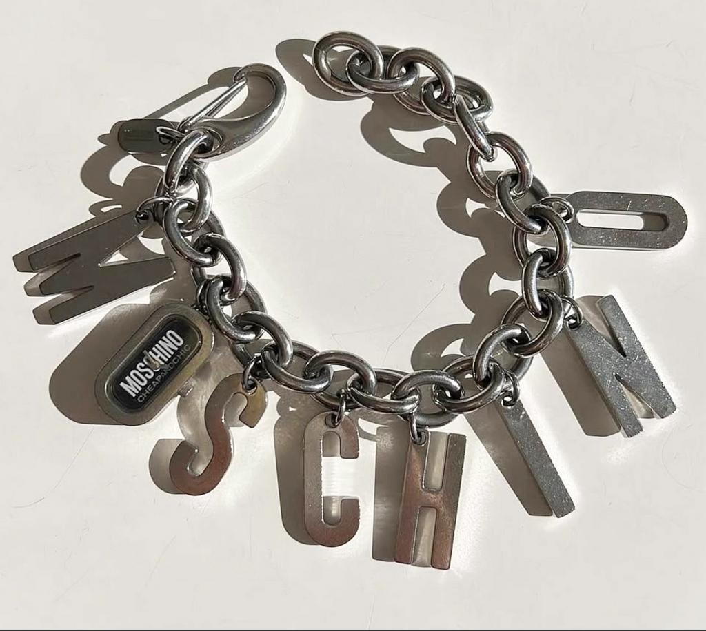 Moschino dameshorloge met juweelarmband in bedelstijl, Ophalen of Verzenden