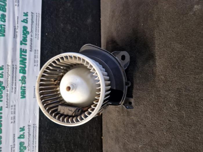 Moteur de ventilation chauffage d'un Opel Corsa, Autos : Pièces & Accessoires, Autres pièces automobiles, Opel, Utilisé, 3 mois de garantie