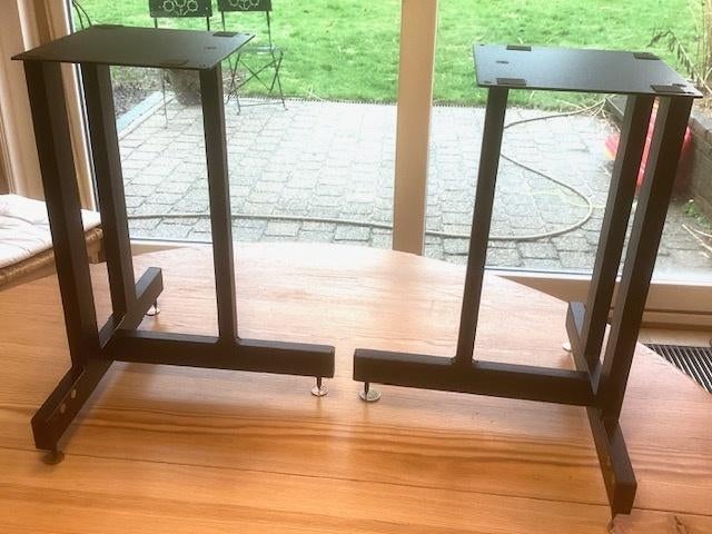2 pieds d'enceinte pour haut-parleurs - marque Apollo, Enlèvement, Utilisé, Autres types, Autres marques