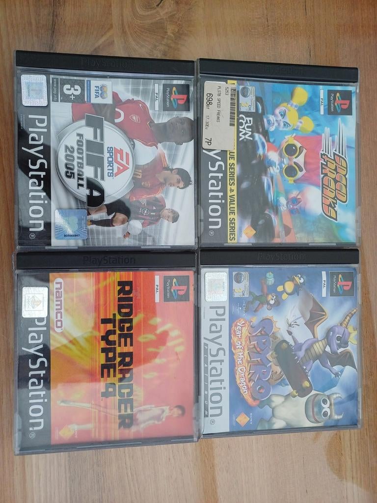 Playstation spelletjes, Ophalen of Verzenden, Zo goed als nieuw