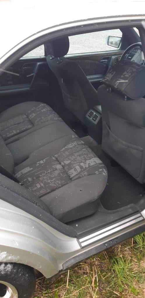 Mercedes e200 Avangarde Benzine, Auto's, Mercedes-Benz, 5 deurs, Particulier, Zilver of Grijs, E-Klasse