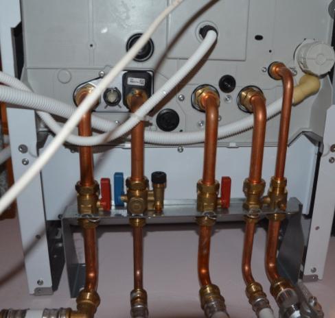 Toestel met geïntegreerde boiler; Isotwin 24-50kW + garantie, Doe-het-zelf en Bouw, Sanitair, Zo goed als nieuw, Inox, Ophalen