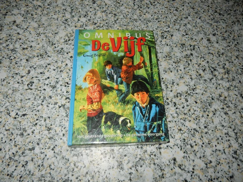 nr.380- Omnibus de vijf - Enid Blyton - vanaf 10 jaar, Boeken, Ophalen of Verzenden