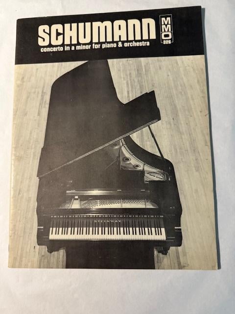 Schumann — Concerto pour piano en la mineur, opus 54 (MMO), Musique & Instruments, Partitions, Enlèvement ou Envoi, Artiste ou Compositeur