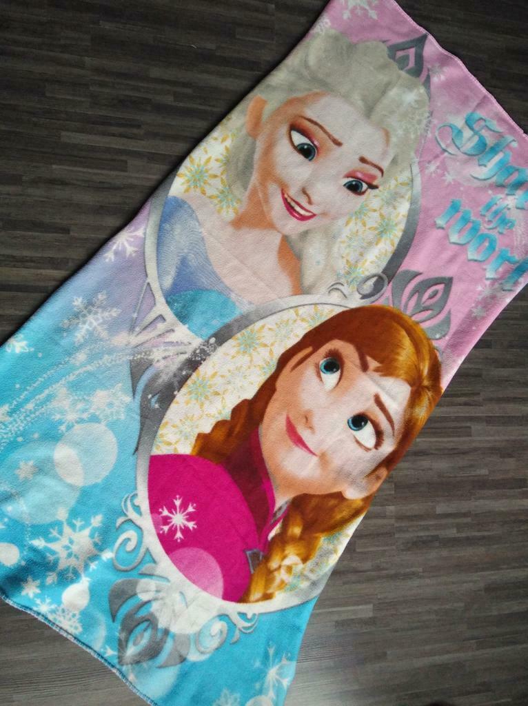 Fleece deken frozen, Ophalen of Verzenden, Gebruikt, Deken