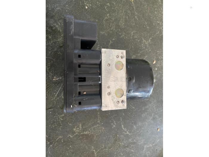 ABS Pomp van een Volkswagen Golf, Ophalen of Verzenden, 3 maanden garantie, Gebruikt, Volkswagen