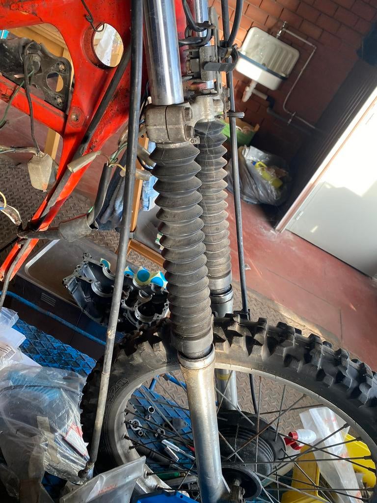 Roue complete et/ou fourche complete Honda XR200, Motos, Enlèvement ou Envoi, Utilisé