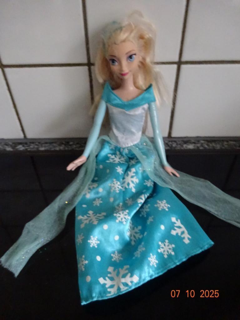 Mattel barbie Frozen Elza, Ophalen of Verzenden, Barbie