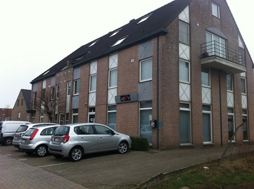 Handelspand met 4 privé parkeerplaatsen!, Immo, Tot 200 m², 211 kWh/m²/jaar, 80 m², 2 kamers