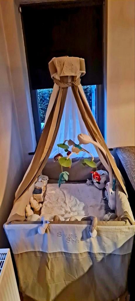 Baby houten park met matras, bekleding en hemel, Kinderen en Baby's, Ophalen