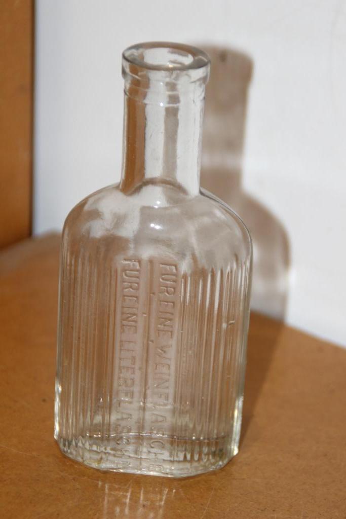 Duitse sterke drank of wijnfles uit de Eerste Wereldoorlog., Verzenden, Landmacht, Kleding of Schoenen