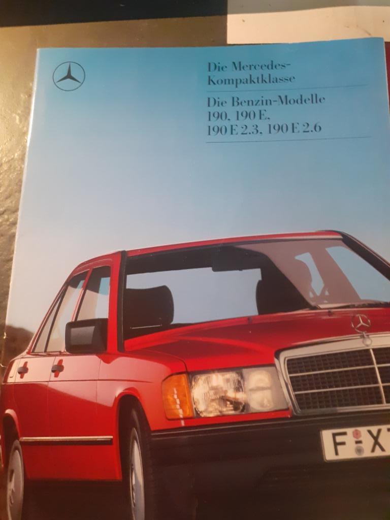brochures sur les voitures, Envoi, Comme neuf, Général