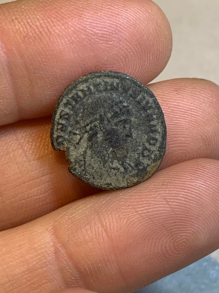Oude Romeinse munt – Constantinus II (317–324 n.Chr.) brons, Postzegels en Munten, Munten | Europa | Niet-Euromunten, Ophalen of Verzenden