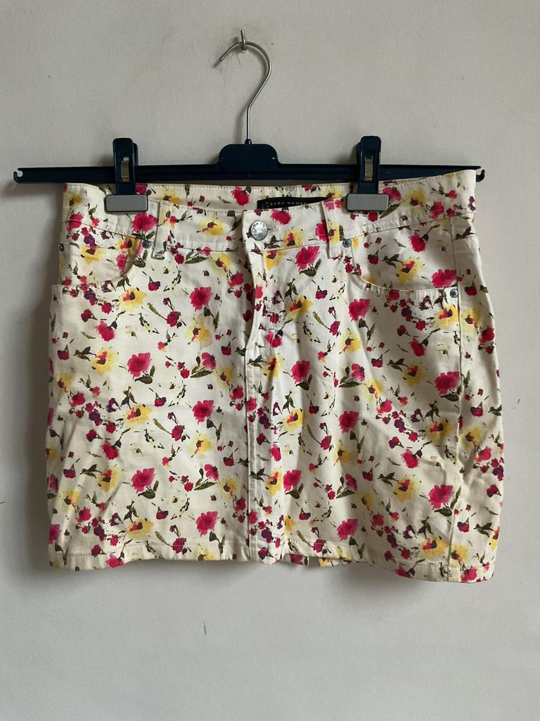 Mini rokje van Zara , maat 40, Enlèvement ou Envoi, Taille 38/40 (M)