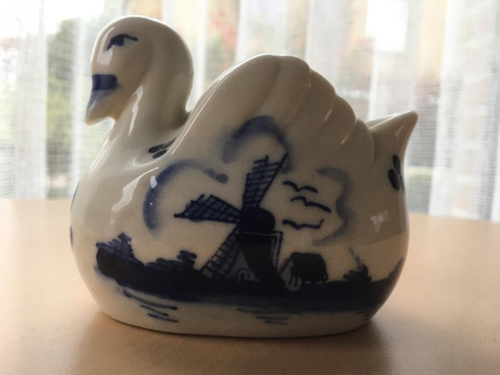 Delft - porseleinen eendje, Ophalen