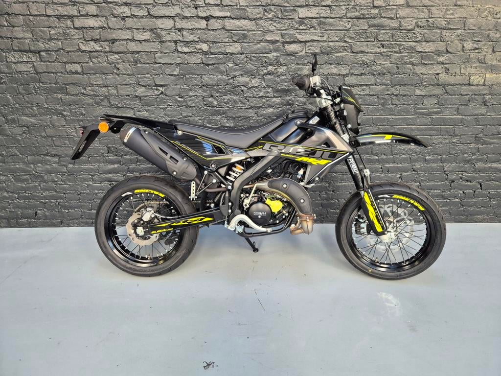 Rieju MRT 50 – cross en supermoto – Euro 5+, Fietsen en Brommers, Brommers | Crossbrommers, 6 versnellingen, Nieuw, 49 cc, Ophalen