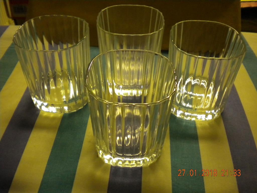 Whiskyglazen (4st. + 1st.) - Disaronnoglazen (6st.+ 1x2), Ophalen