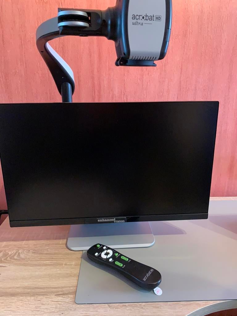 Télègrandisseur Acrobat LCD ULTRA HD + case pour malvoyants, Informatique & Logiciels, Moniteurs, Enlèvement, Comme neuf, HD