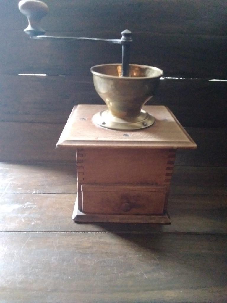 Antieke koffiemolen, Verzenden