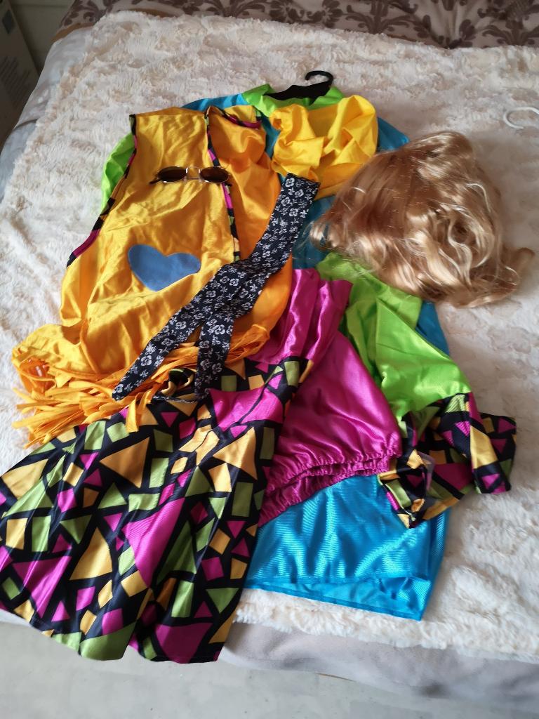 Koppel Hippie Carnaval, Ophalen, Zo goed als nieuw, Kostuum