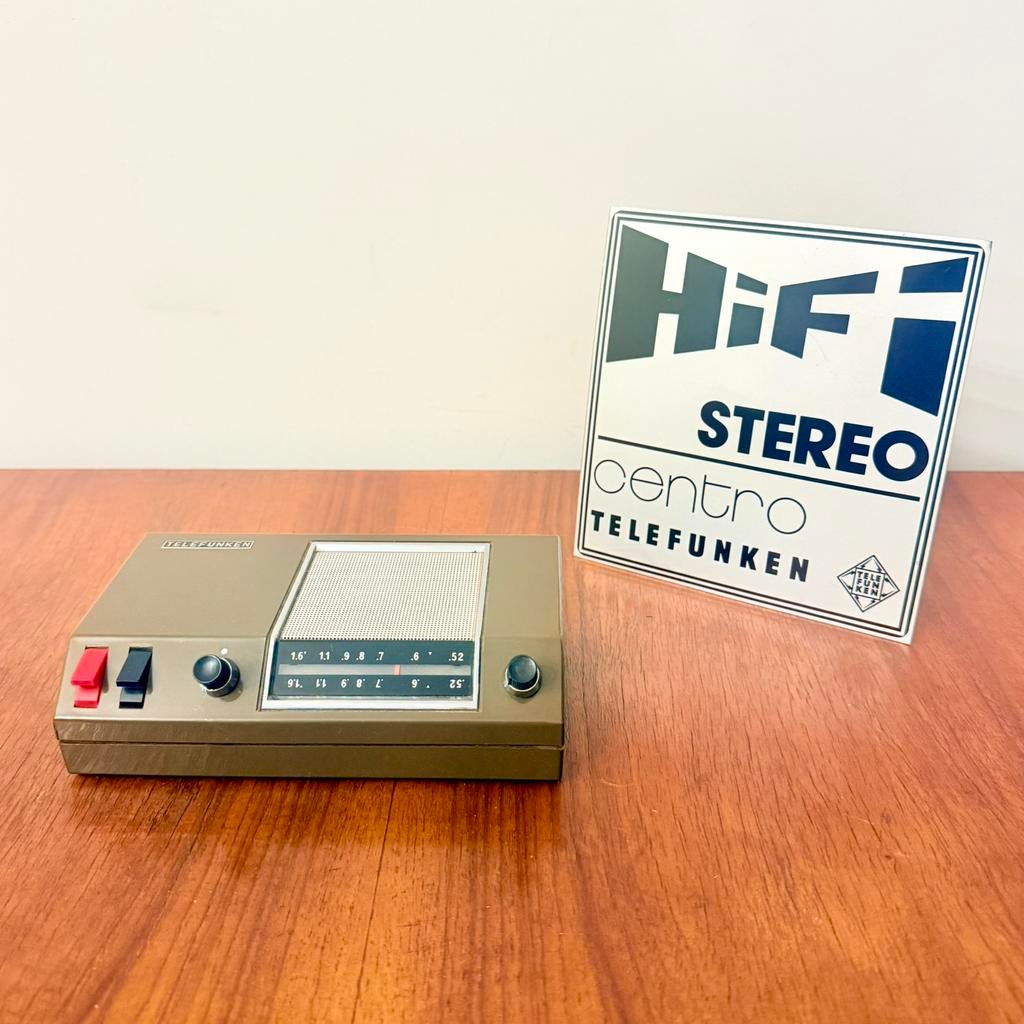 ZELZZAME VINTAGE RADIO TELEFUNKEN TELEMAGIC R452 MILAAN, Antiek en Kunst, Verzenden