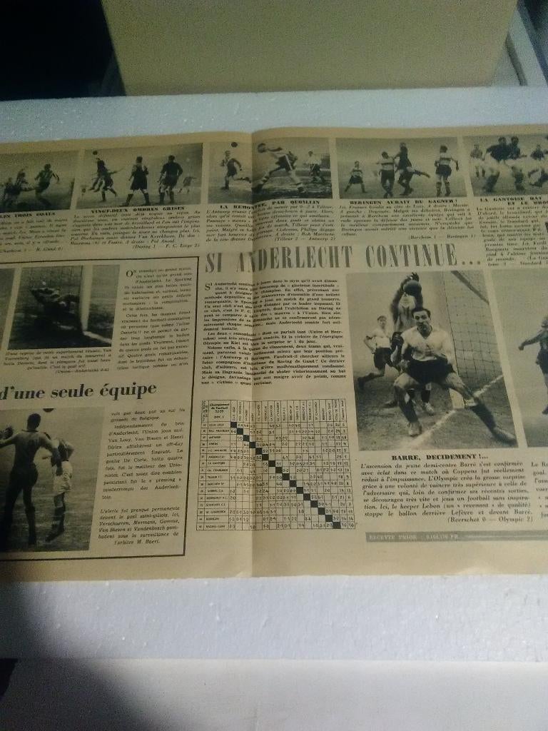 Ancien poster foot belge ' Anderlecht 1950, Verzamelen, Ophalen of Verzenden, Gebruikt, Poster, Plaatje of Sticker