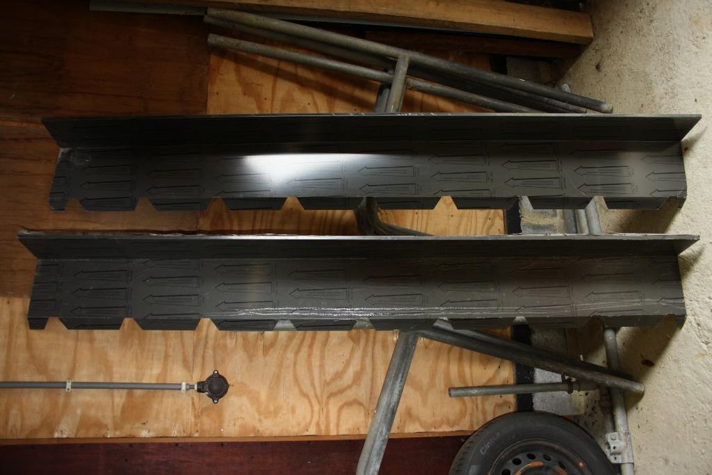 5 bandes rives neuves pour tôle bardage, Enlèvement