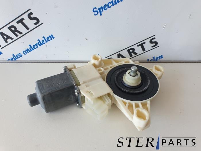 Moteur de vitre portière d'un Mercedes GLC-Klasse, 3 mois de garantie, Utilisé, -, -
