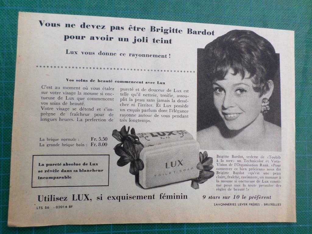 Brigitte Bardot - publicité papier "Lux" - 1956, Verzamelen, Ophalen of Verzenden, Gebruikt, Overige typen