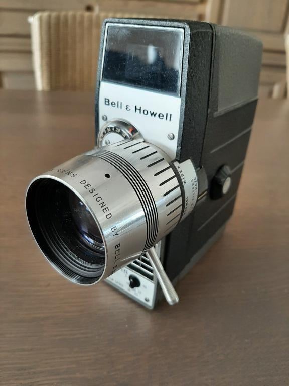 Très ancien appareil photo Bell & Howell, Enlèvement ou Envoi, 1940 à 1960, Caméra