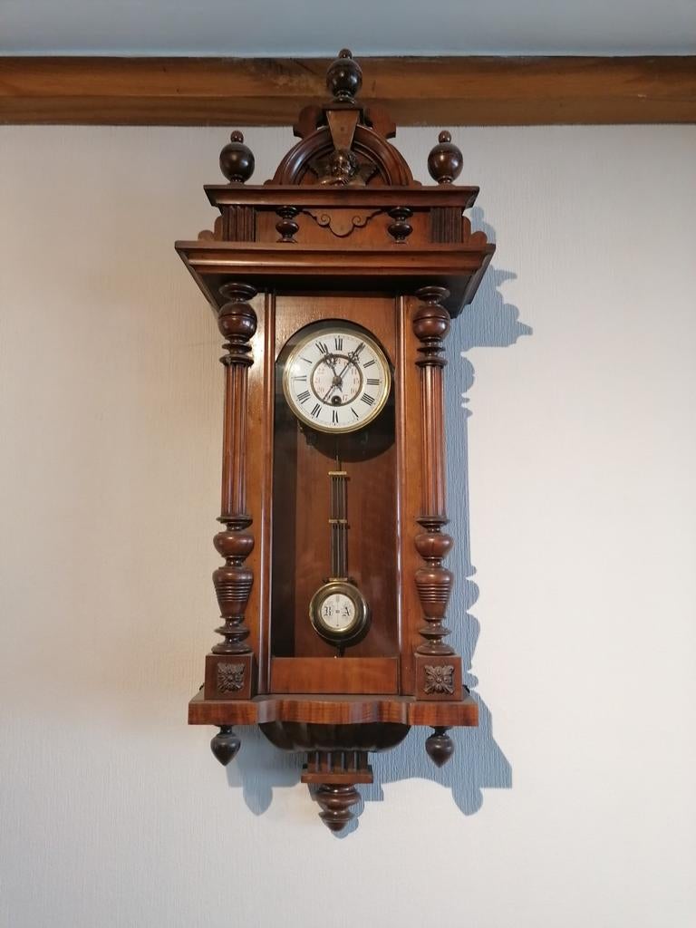 Horloge murale en bois, Antiquités & Art, Enlèvement