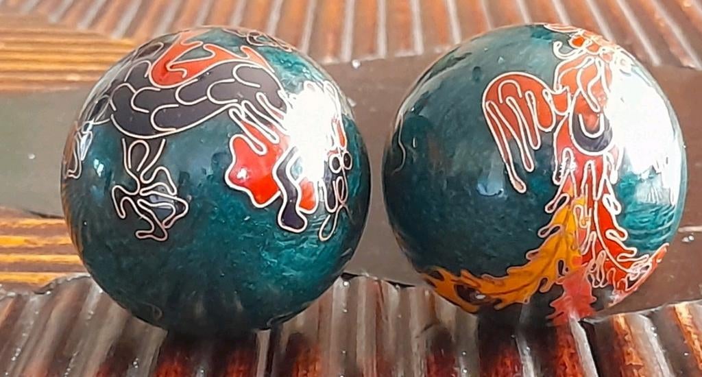 2 balles anti-stress chinoises, Enlèvement ou Envoi, Comme neuf