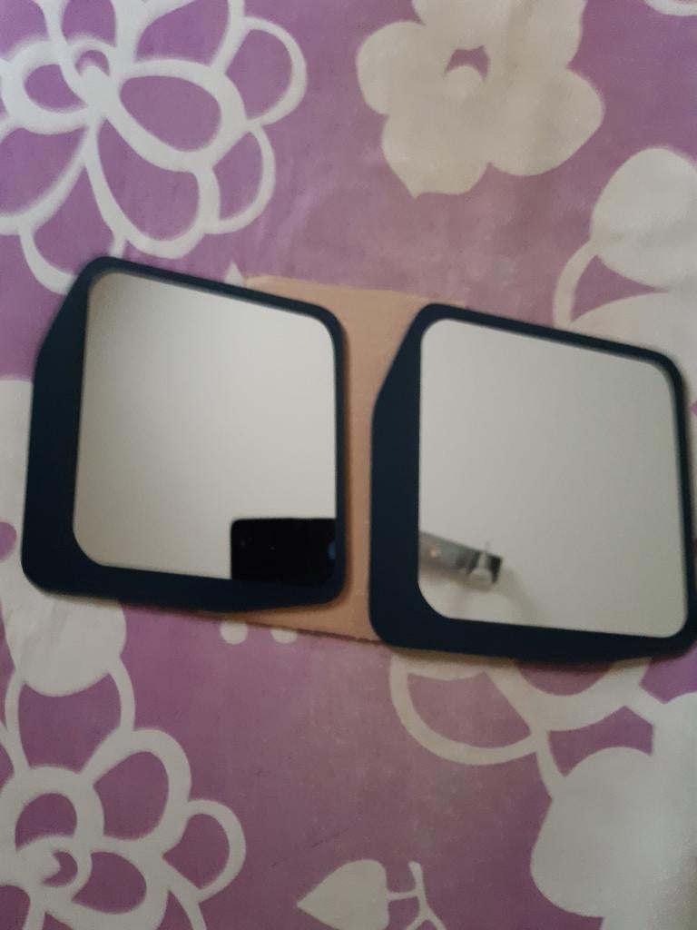 2 spiegeltjes voor 3€, Minder dan 50 cm, Vierkant, Nieuw, Ophalen of Verzenden