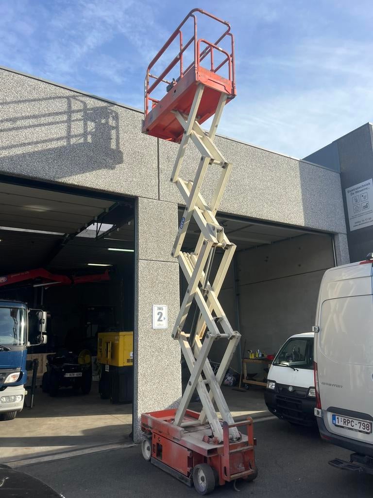 Schaarlift -hoogtewerker -snorkel, Zakelijke goederen, Ophalen