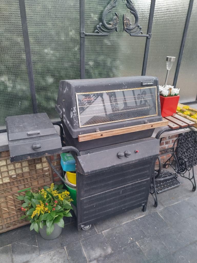 Barbecue gietijzer op gas, Ophalen, Gebruikt