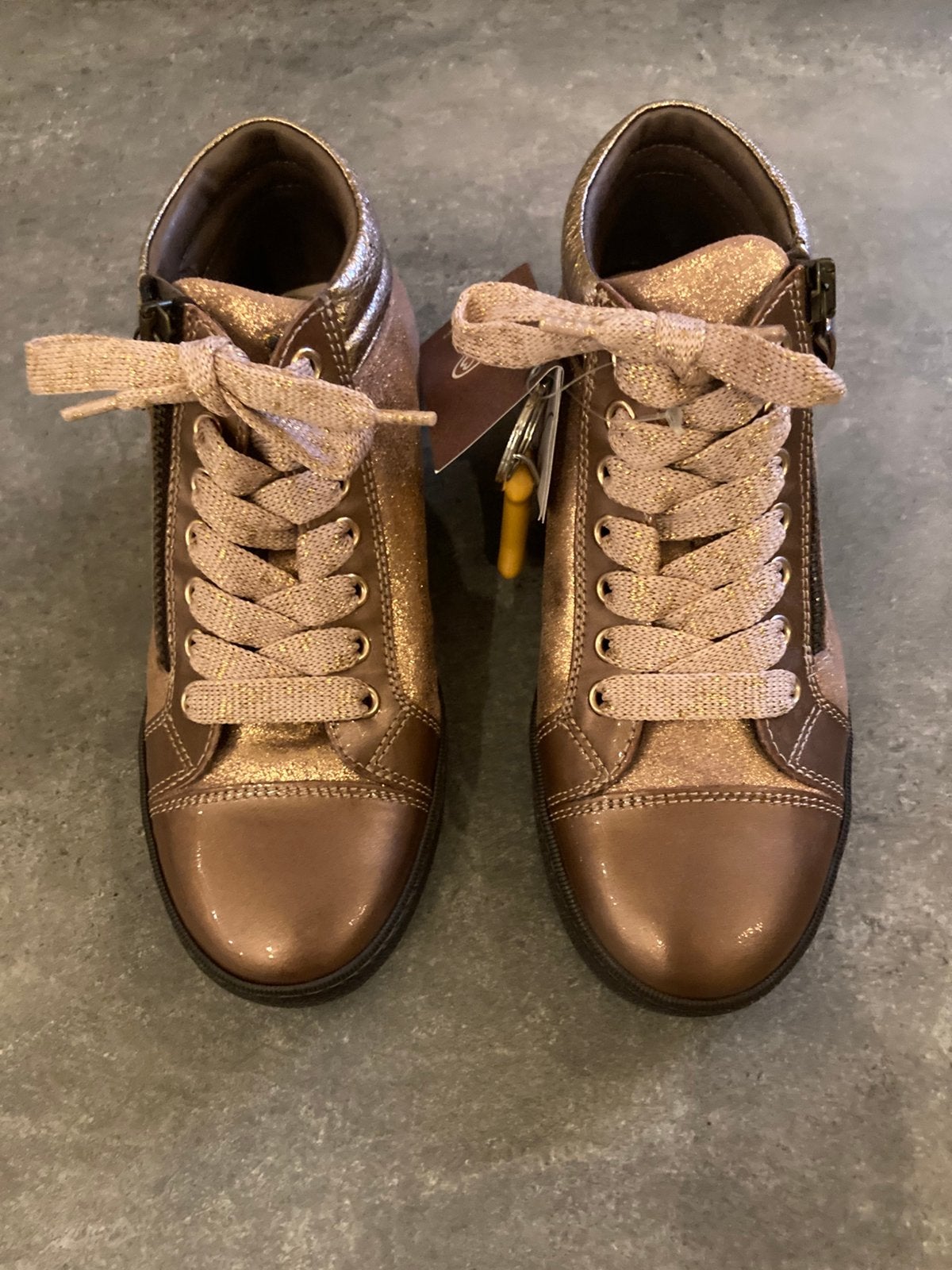 Nieuwe schoenen stones en bones maat 32, Kinderen en Baby's, Kinderkleding | Schoenen en Sokken, Ophalen, Meisje, Schoenen, Nieuw